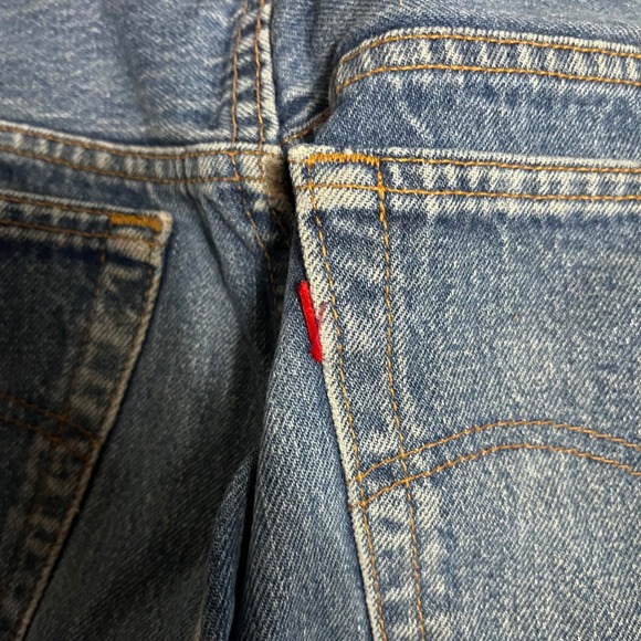 Vintage 80s Levi's 501 Jeans Mens Medium Wash Button Fly Denim True Size: 36x32 - Picture 4 of 14